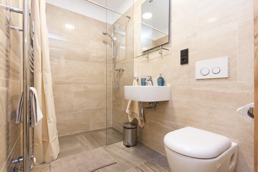 פראג Manesova Astra Apartment חדר תמונה
