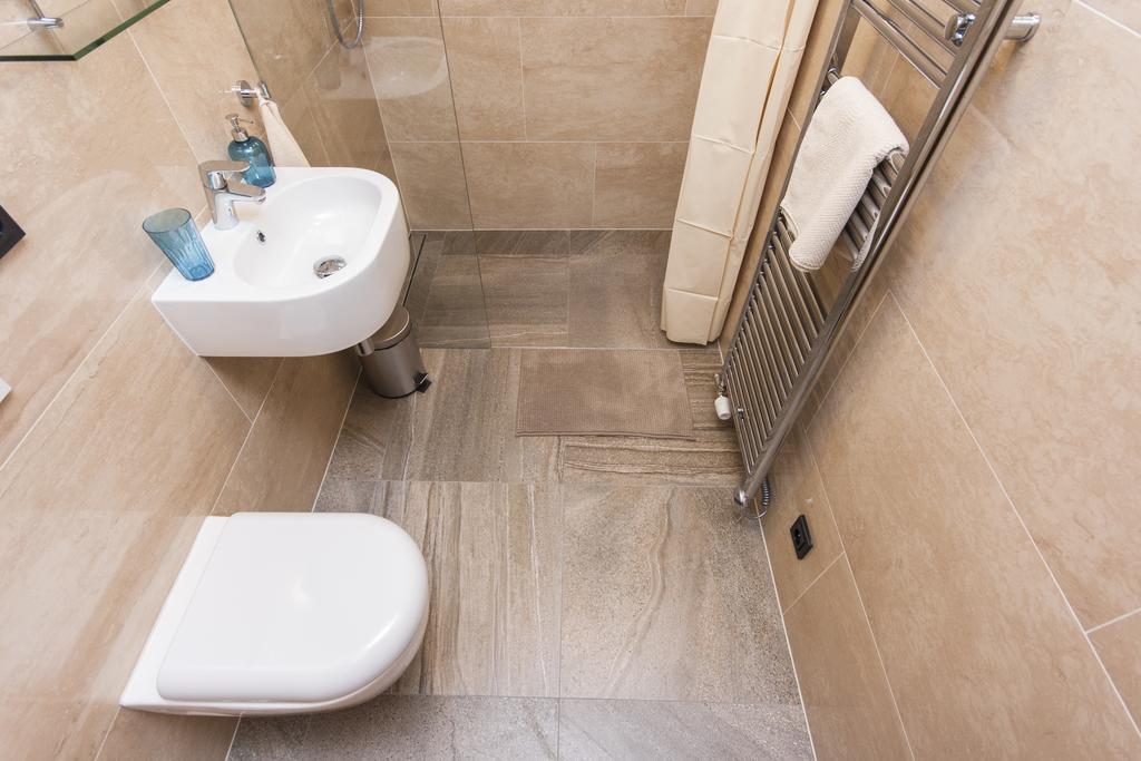 פראג Manesova Astra Apartment חדר תמונה